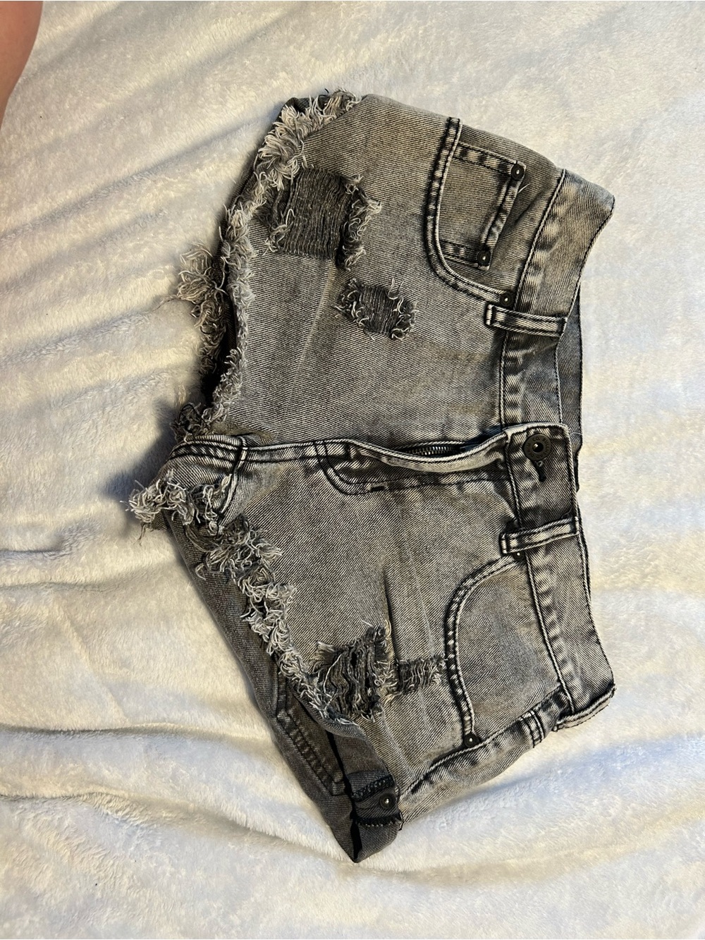 Bullhead Distressed Gray Ripped Jean Shorts